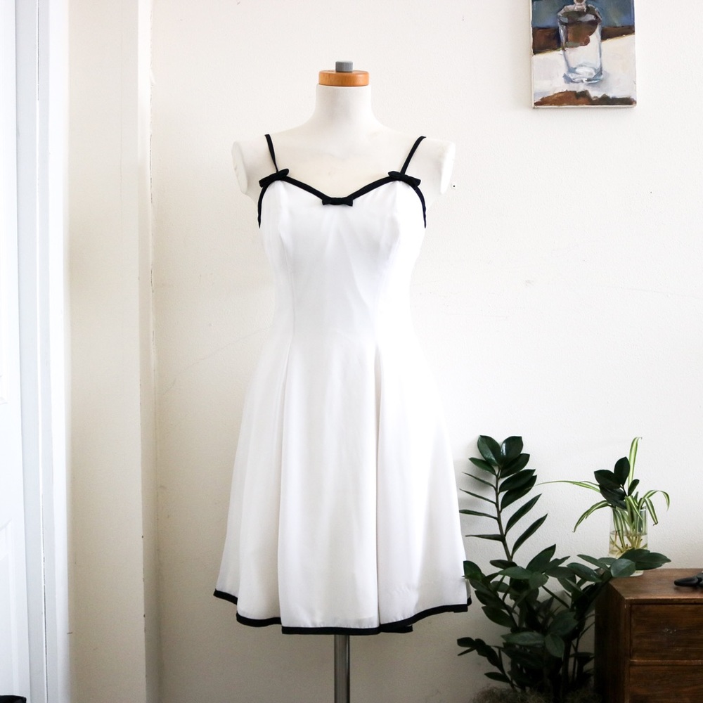 VINTAGE 80’s white formal dress prom VTG 9/10